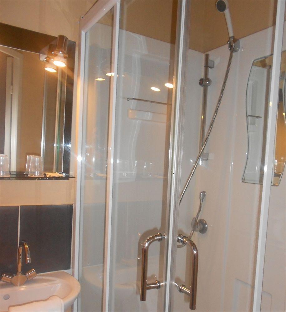Confortel Avignon Tgv Hotel Kültér fotó